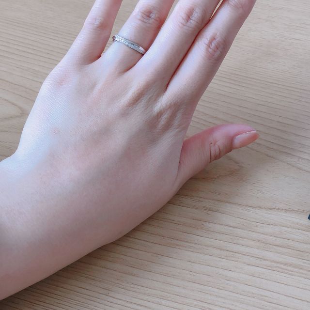 【エクセルコダイヤモンド(EXELCO DIAMOND)の口コミ】 デザイン、指輪の太さ、ダイヤの感じがすごく好みで
他にもたくさん可愛く…