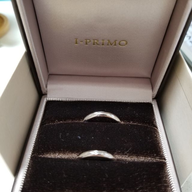 【アイプリモ(I-PRIMO)の口コミ】 長く使うものということでプラチナを選びました。
あまりダイヤのたくさん…