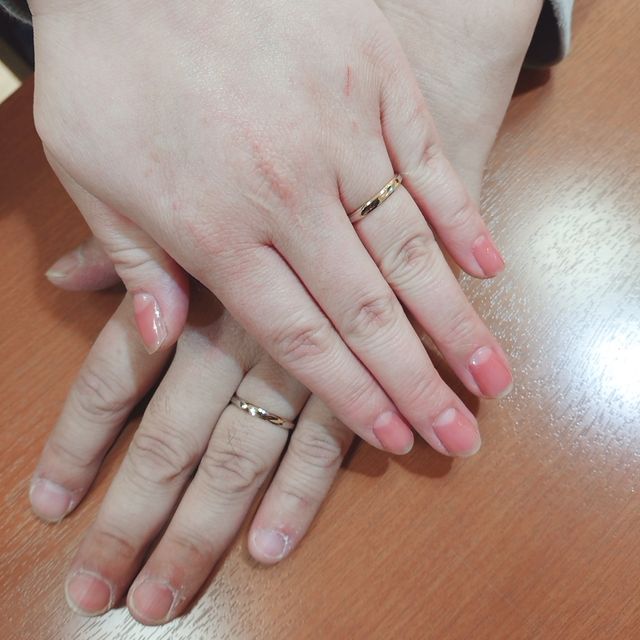 【Petit Marie(プチマリエ)の口コミ】 写真でコンビを探していて、プラチナとピンクゴールドのコンビに一目惚れ…