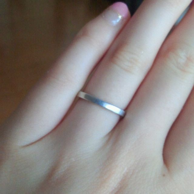 【カルティエ(Cartier)の口コミ】 飾りなど一切ないけどシンプルでほかのアクセサリーの邪魔にならないとこ…