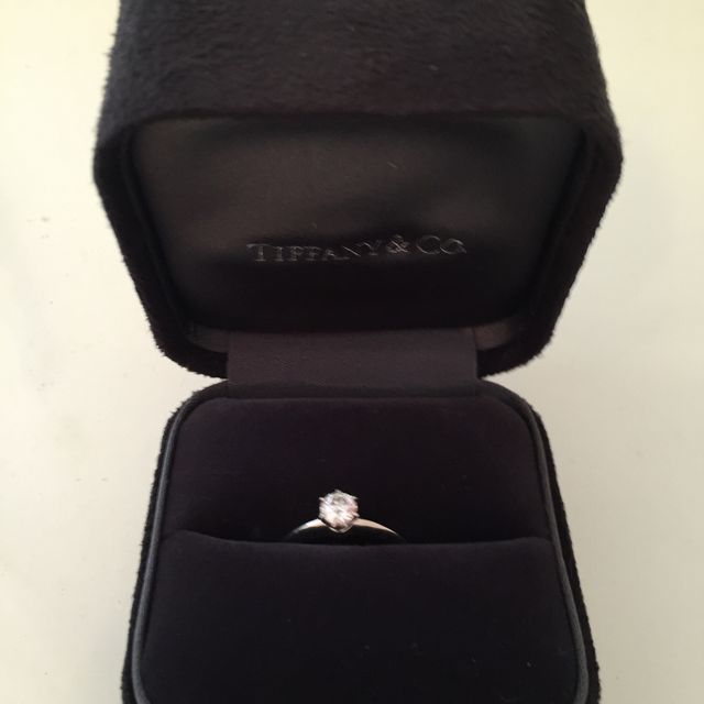 【ティファニー(Tiffany & Co.)の口コミ】 幾つか見たり、試着して、色々試してみたのですが、最終的にシンプルなデ…