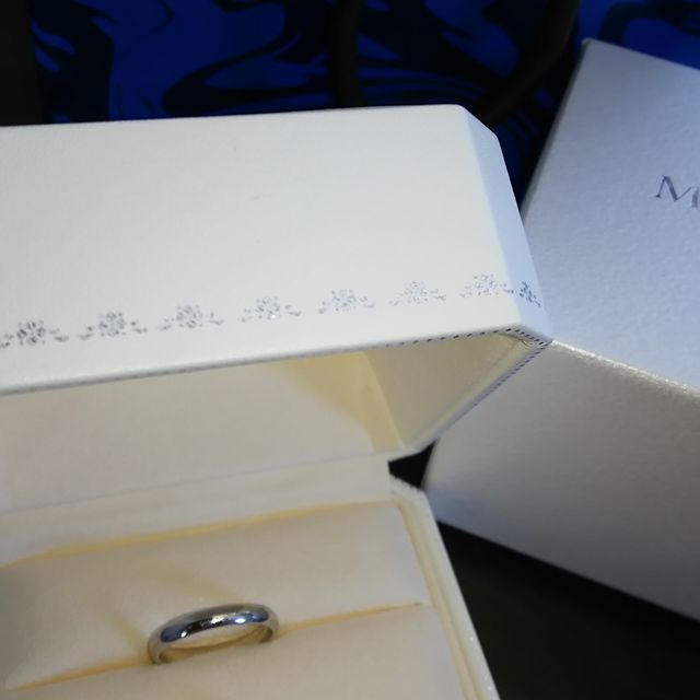 【MIKIMOTO(ミキモト)の口コミ】 購入の決め手は、価格と品質、デザインの3点です。マリッジリングにもダイ…