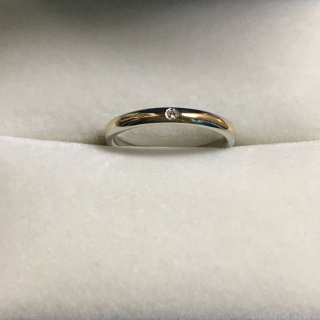 【エクセルコダイヤモンド(EXELCO DIAMOND)の口コミ】 プラチナ・ゴールドのコンビカラーの指輪を探していました。初めはHPで見…