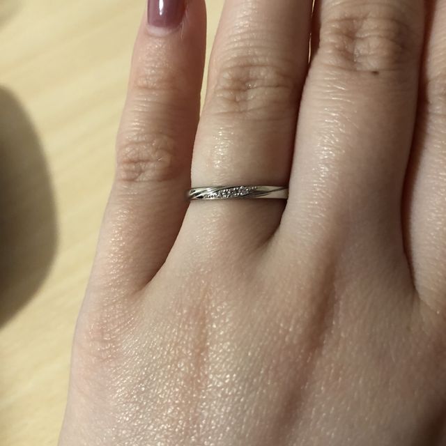 【アイプリモ(I-PRIMO)の口コミ】 アイプリモのピンクのイメージがぴったりだと思った。
主張しすぎない斜め…