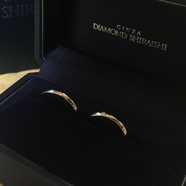 【銀座ダイヤモンドシライシの口コミ】 結婚指輪は毎日つけるものになるので初めはダイヤの入っていないリングだ…