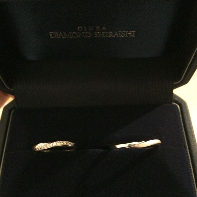 【銀座ダイヤモンドシライシの口コミ】 当時新作だったこともあり、店員さんにオススメされました。
一番の決め手…