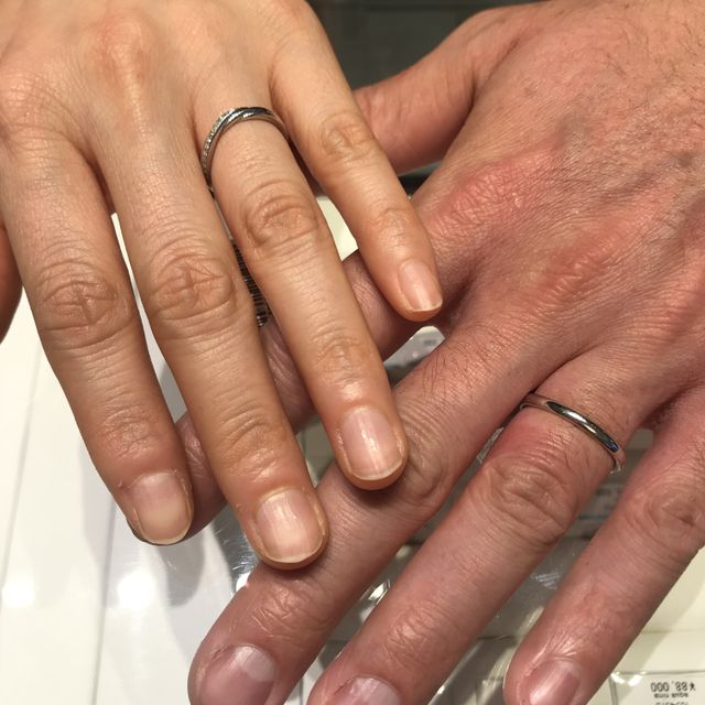 【銀座ダイヤモンドシライシの口コミ】 いくつになっても着けていけるデザインで、加齢とともに現れる肌のたるみ…