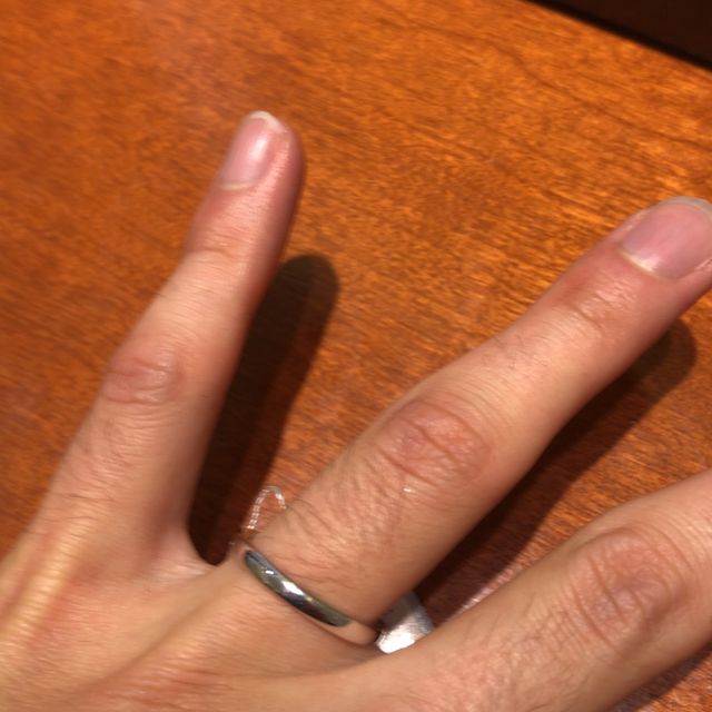 【TRECENTI(トレセンテ)の口コミ】 結婚指輪はシンプルなものがよく、着け心地に重点をおいて探していました…