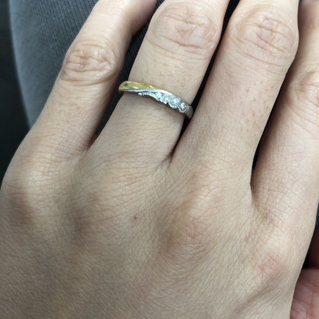 【ケイウノ ブライダル(K.UNO BRIDAL)の口コミ】 イニシャルを入れたい。記念日を入れたい。ゴールドからシルバーに。等フ…