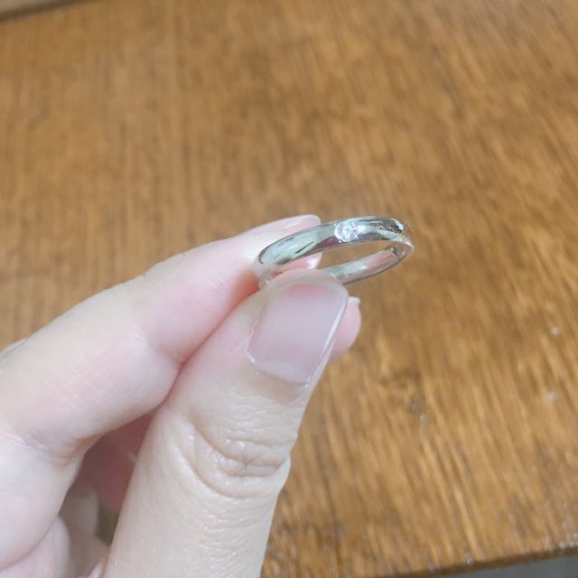 【PILOT BRIDAL(パイロットブライダル)の口コミ】 結婚指輪を選ぶにあたって他のブランドの指輪もいくつかつけましたが、圧…