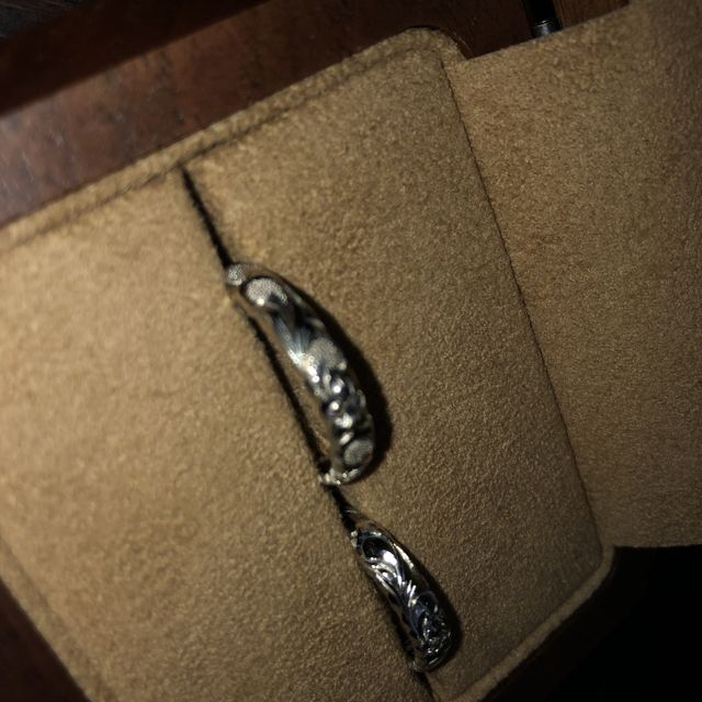 【Makana(マカナ)の口コミ】 結婚指輪は2人ともハワイアンジュエリーが良いなと思っていたので、こちら…