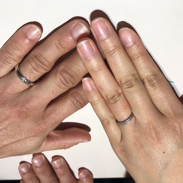 【TRECENTI(トレセンテ)の口コミ】 彼女がこの半月のような形でメレダイヤが並んでいるものをとても気に入っ…