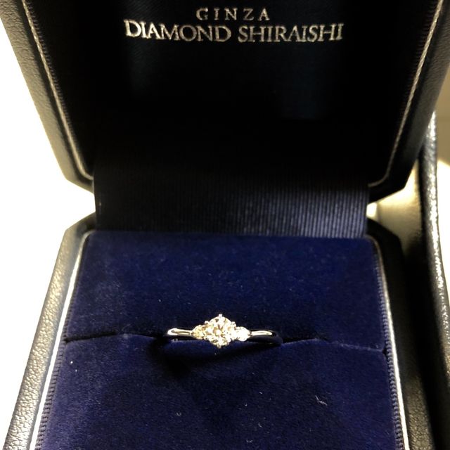 【銀座ダイヤモンドシライシの口コミ】 ダイヤについては大きさでなく、カラーと明澄度重視で選びました。指輪に…