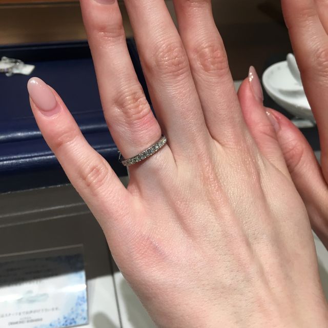 【銀座ダイヤモンドシライシの口コミ】 普段使いの中でも、シンプルすぎず、少し存在感のあるものを身につけたか…