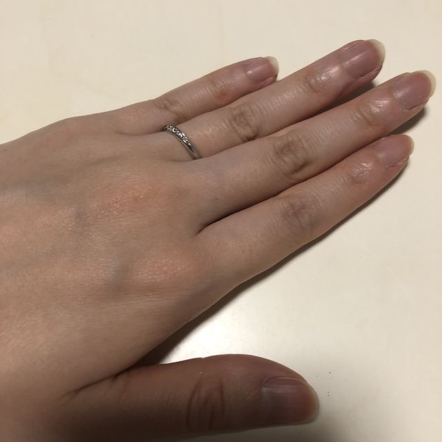 【HOSHI no SUNA 星の砂(ほしのすな)の口コミ】 線が細くてデザインの繊細さが気に入ったため。コストパフォーマンスも良…