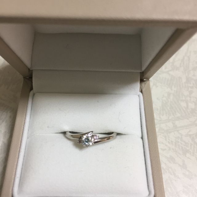 【ATSUTA(アツタ)の口コミ】 とにかく太い指が、コンプレックスで、指を、綺麗に見せるものにしたくて…