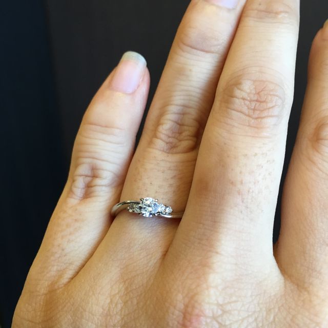 【パルテ熊本の口コミ】 普段から使える指輪がいいと相手にリクエストしました。一緒にお店に行き…