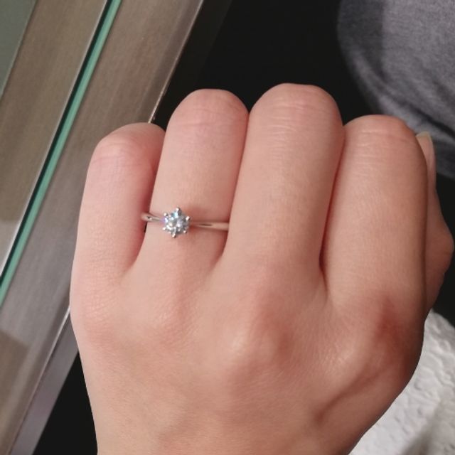 【アイプリモ(I-PRIMO)の口コミ】 幅が細身でありデザインがシンプルできれいだと感じました。上から見ても…