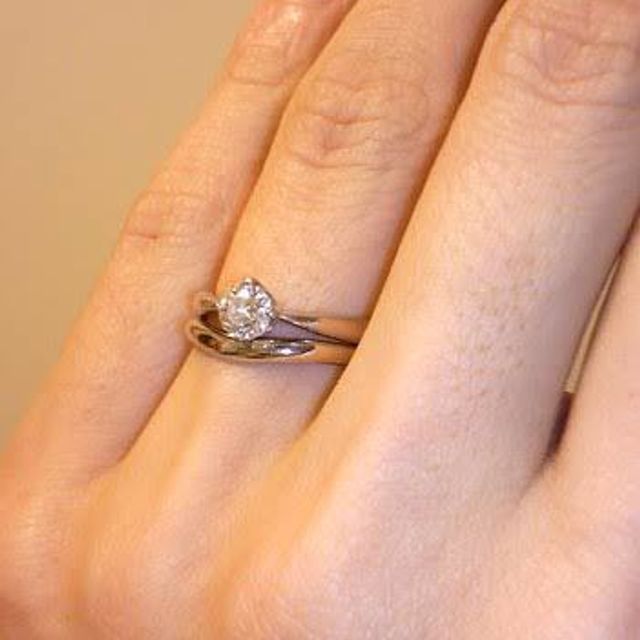 【ティファニー(Tiffany & Co.)の口コミ】 とてもおしゃれでかわいいし見ていて幸せな気分になれる上品で繊細な仕上…