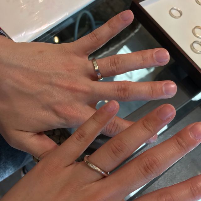 【杢目金屋(もくめがねや)の口コミ】 デザインは和風を取り扱っており、素材はプラチナ以外にもゴールドやピン…