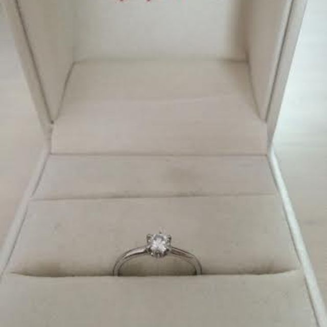 【アンジェリックフォセッテ(Angelique Fossette)の口コミ】 シンプルなデザインのものがよかったのでぴったりでした。
リングの部分が…