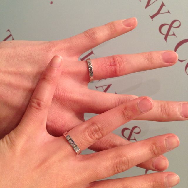 【ティファニー(Tiffany & Co.)の口コミ】 いろんなブランドも見たのですが、やっぱりティファニーとゆーブランドに…