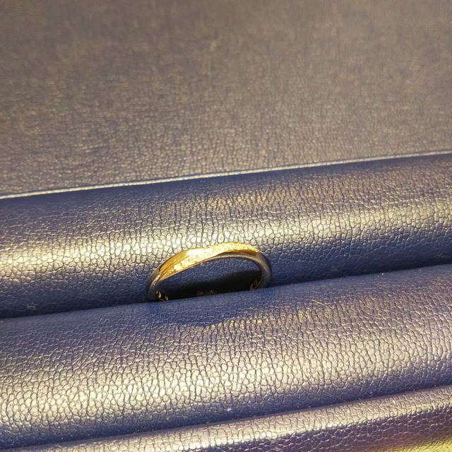 【銀座ダイヤモンドシライシの口コミ】 既製品に気に入ったデザインがなく、もうフルオーダーにしようかなと思っ…