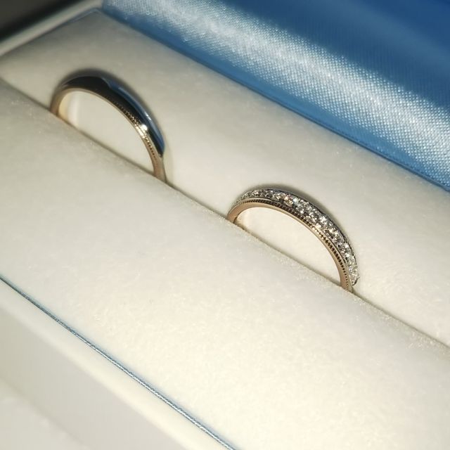 【GALA JEWELRY(ガラジュエリー)の口コミ】 セミオーダーです。二人ともコンビ・ミル打ちののデザインを希望しており…