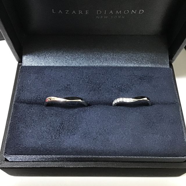 【ラザール ダイヤモンド(LAZARE DIAMOND)の口コミ】 指が細かったため、ブイのデザインを探していました。他のデザインとも悩…
