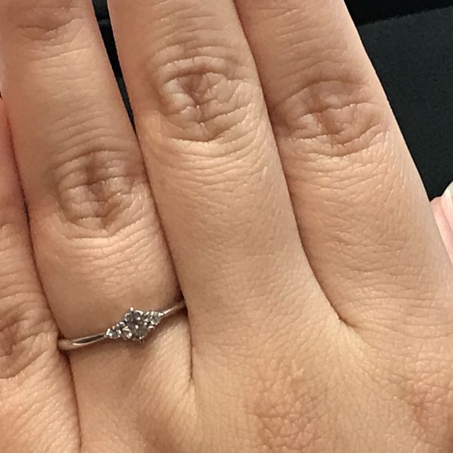 【BRILLIANCE+(ブリリアンスプラス)の口コミ】 決め手は、私の誕生日のカラット数のダイヤがあったからです。話の流れで…