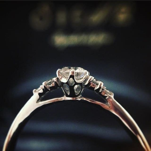 【SIENAROSE(シエナロゼ)の口コミ】 婚約指輪は自分で気に入ったものを選びたかったので、元々好きだったシエ…