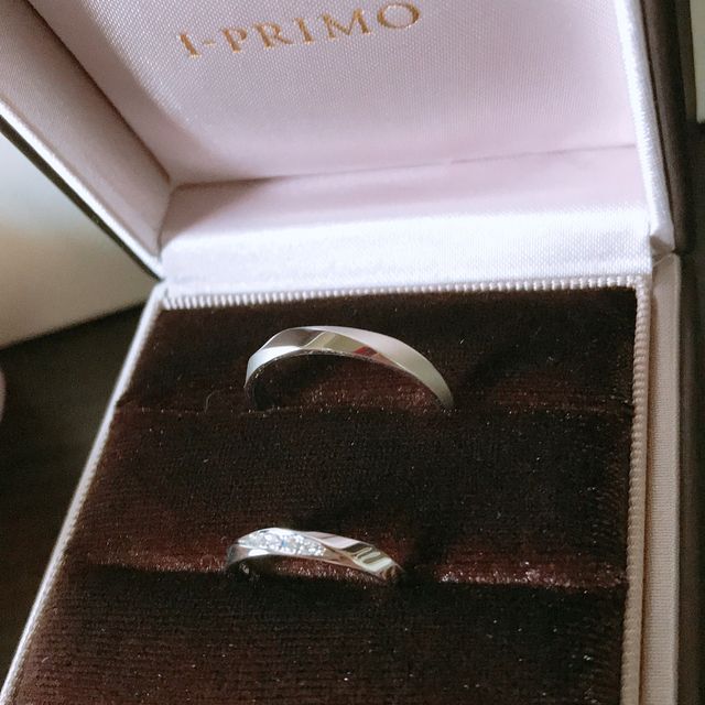 【アイプリモ(I-PRIMO)の口コミ】 二人が一目惚れしたデザインです。
はじめは安くてシンプルなものでいっか…