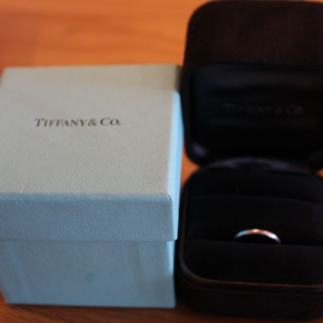 【ティファニー(Tiffany & Co.)の口コミ】 一般的なものよりもリングが細めにできているで、女性らしくかつあまり主…