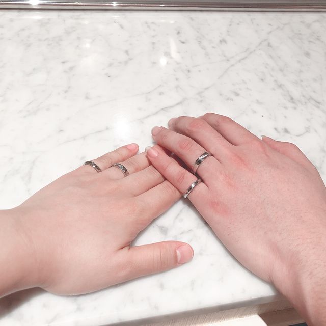 【ティファニー(Tiffany & Co.)の口コミ】 夫婦でペアリングで探しておりましたが、ペアよりもお互いに気に入った一…