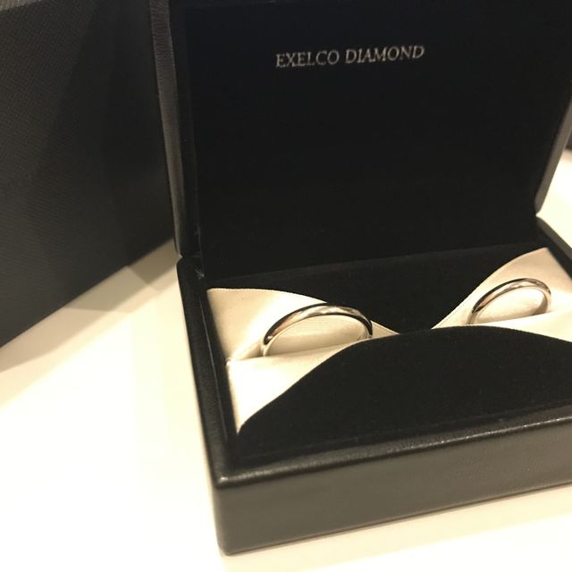 【エクセルコダイヤモンド(EXELCO DIAMOND)の口コミ】 Theシンプルを軸に色々と迷いましたが、ダイヤのついてないものにしました…