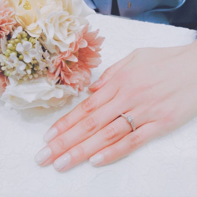 【ラザール ダイヤモンド(LAZARE DIAMOND)の口コミ】 お店をいくつか見てまわり、ラザールダイヤモンドの歴史やダイヤについて…