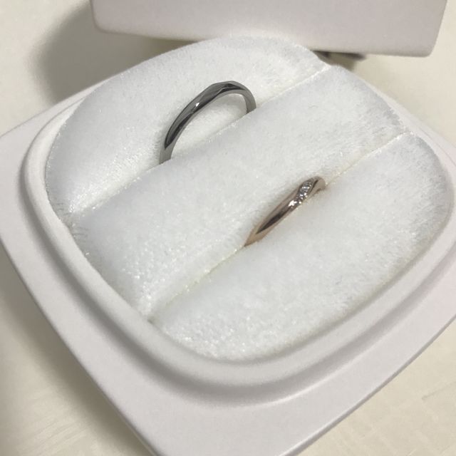 【俄(にわか)の口コミ】 色味も納得、デザインも感動でした。彼は、なんでもいいよと私が決めてい…