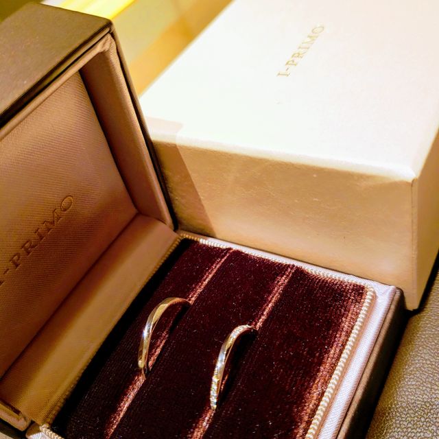 【アイプリモ(I-PRIMO)の口コミ】 細身のシンプルなデザインがよかったので。たくさん試着し、店員さん似合…