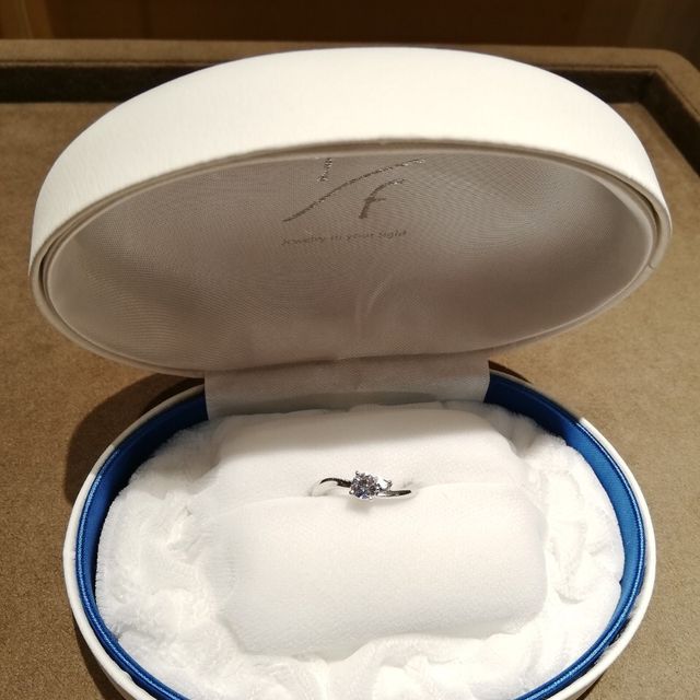 【１／ｆ エフブンノイチの口コミ】 まず石から選んだが、バランスの非常に良いものがあったのでそれに決めま…