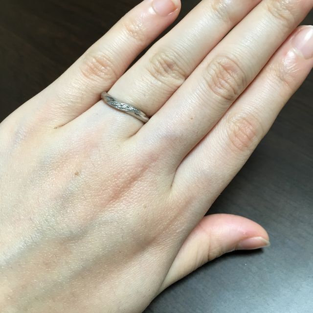 【アイプリモ(I-PRIMO)の口コミ】 シンプルで飽きないデザイン、つけていても邪魔にならないものを探してい…