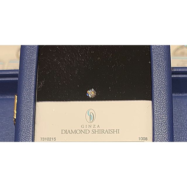 【銀座ダイヤモンドシライシの口コミ】 結婚指輪は、ストレートよりも、少しデザイン性のある形が良かったので、…