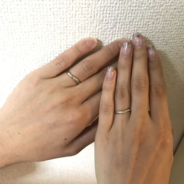 【エクセルコダイヤモンド(EXELCO DIAMOND)の口コミ】 日常のどんなシーンにでも違和感なく付けられるシンプルさと、主張しすぎ…