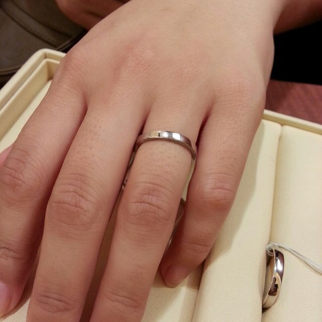 【ギンザタナカブライダル(GINZA TANAKA BRIDAL)の口コミ】 結婚にさしあたって出費もかさんだので、結婚指輪はなるべく「シンプルな…
