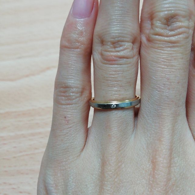 【アイプリモ(I-PRIMO)の口コミ】 指輪のデザインは一発で決めました。
付き合ってた頃にシルバーの指輪を手…