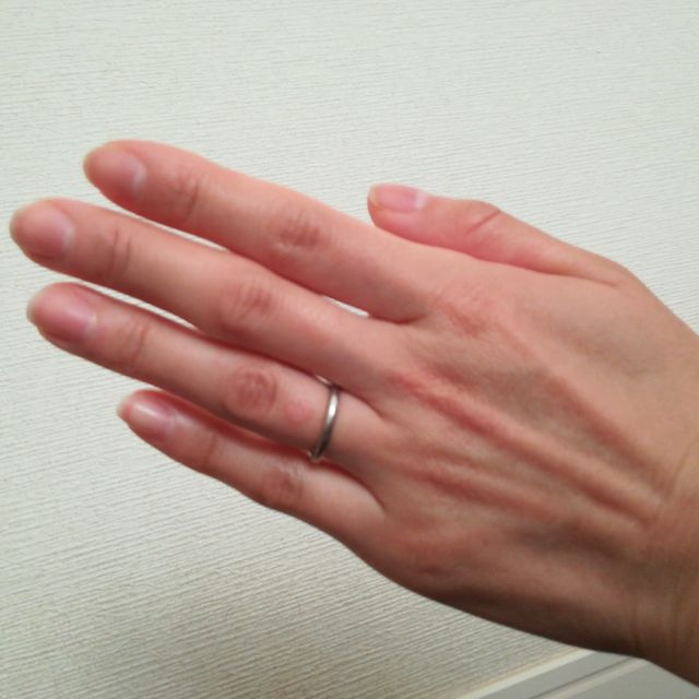 【MIKIMOTO(ミキモト)の口コミ】 凝ったデザインを最初は選んでいましたが、これから何十年もつけることを…