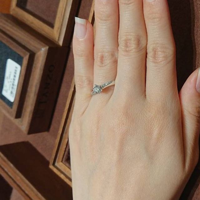 【TANZO.(鍛造指輪)の口コミ】 フルオーダーのため、世界に一つだけの婚約指輪になること、思い描いたデ…