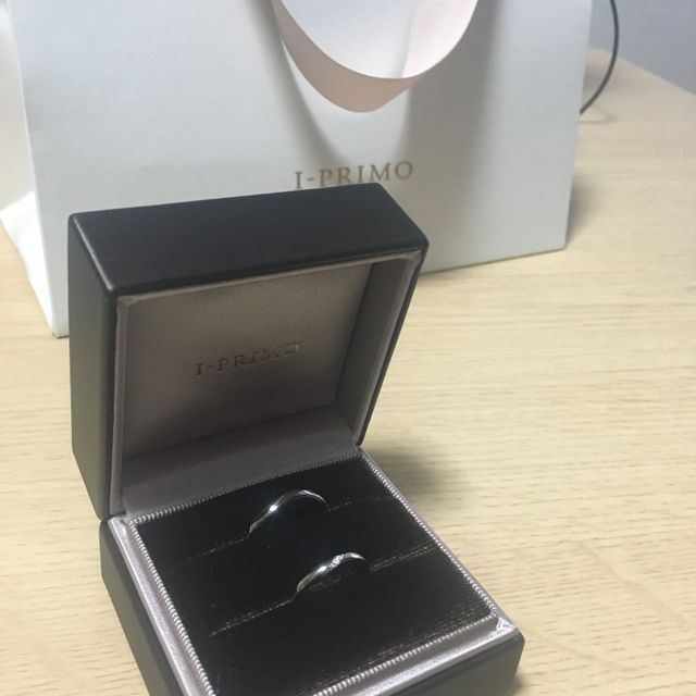 【アイプリモ(I-PRIMO)の口コミ】 デザインのよさ、つけ心地がとても気に入りました(^O^)女性の方は、どの角…