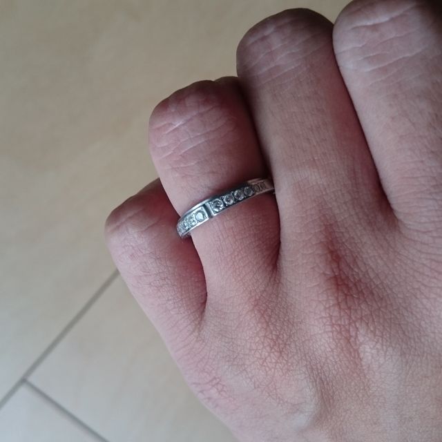 【4℃ BRIDAL(ヨンドシーブライダル)の口コミ】 ゴツゴツしたデザインが苦手でシンプルなデザインが多い4℃に決めてました…