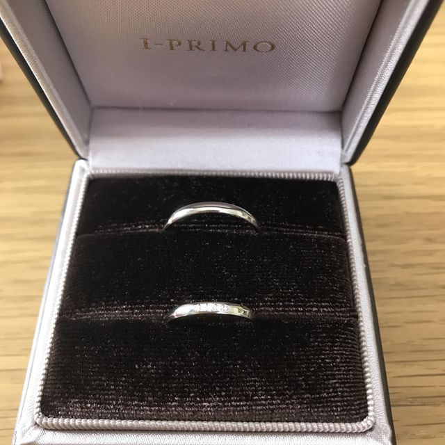 【アイプリモ(I-PRIMO)の口コミ】 ダイヤでギラギラしすぎず、さらっとオシャレ。仕事をしながらでも目につ…