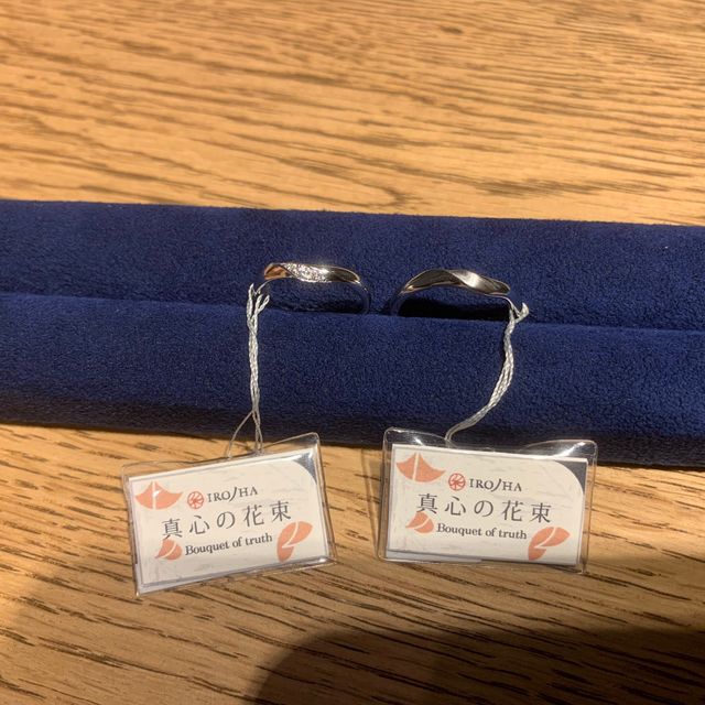 【BIJOUPIKO(ビジュピコ)の口コミ】 斜めのラインが気に入りました。値段は10万ちょっとだったと思います。ブ…